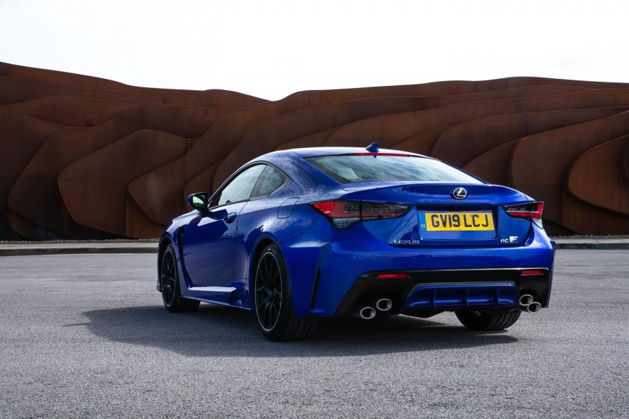  Lexus RC F 2019 года  (UK) (фото 4 из 40)